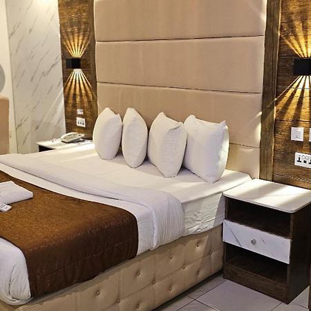 Presken Hotels Ikoyi Lagos Exterior foto